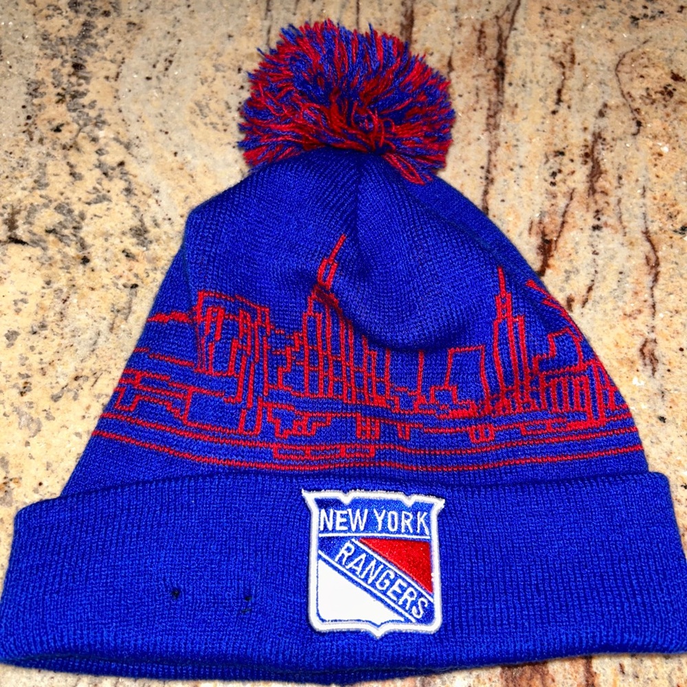 New York Rangers Skyline winter hat
